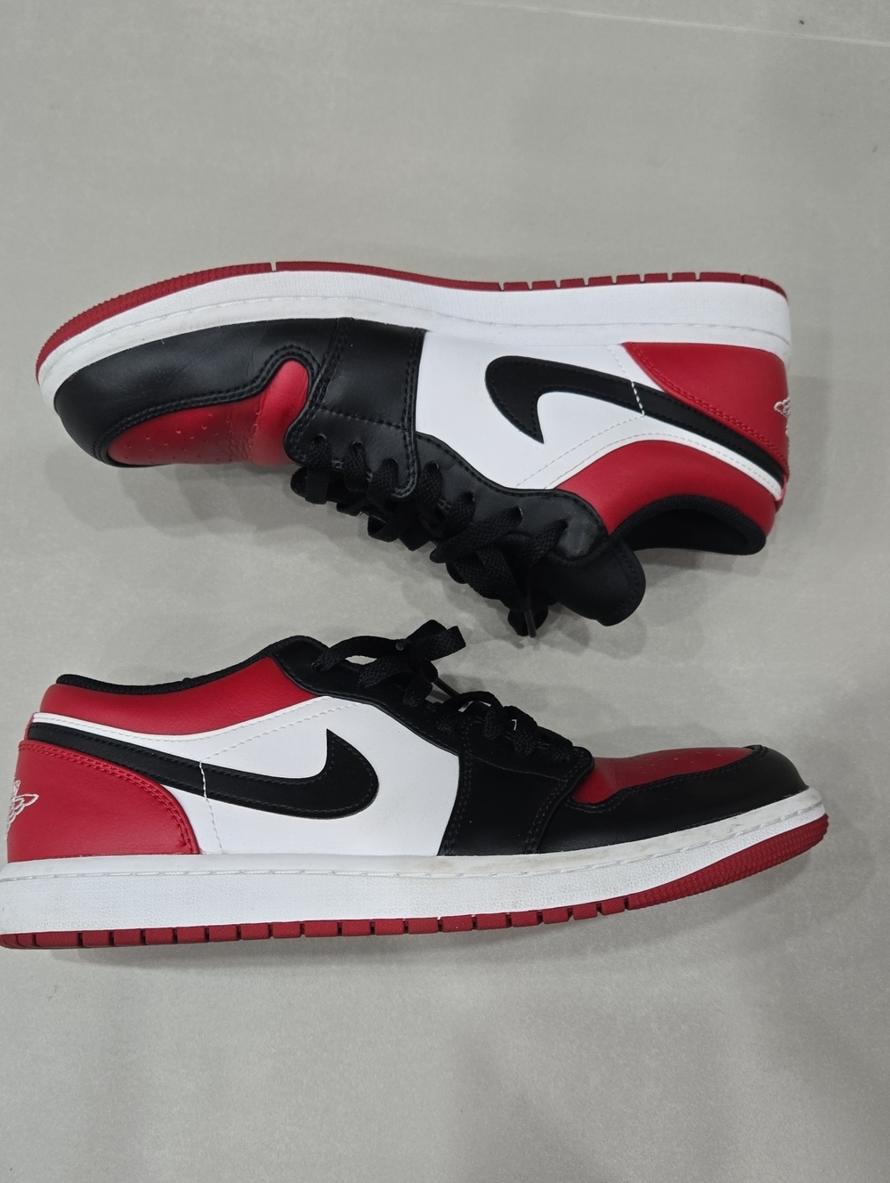 Nike Air Jordan 1 Low 'Bred Toe' Black/Red/White Men’s Sneakers Soze 8.5